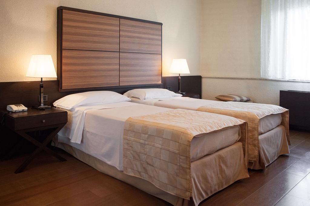 La Bettola Otel Carisio Dış mekan fotoğraf