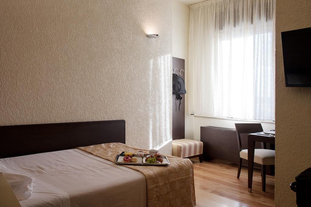 La Bettola Otel Carisio Dış mekan fotoğraf